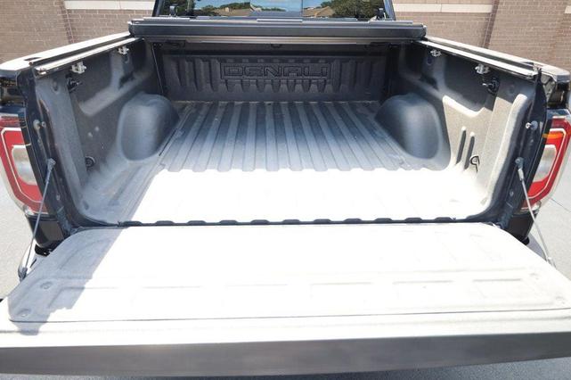 Photo of 2017 Onyx Black GMC Sierra 1500