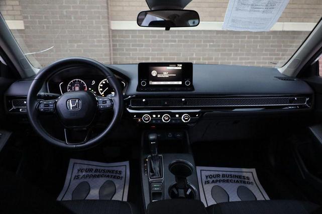Photo of 2023 Platinum White Pearl Honda Civic