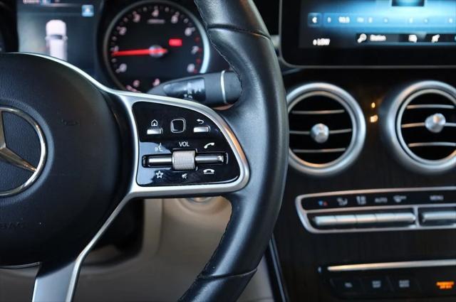 Photo of 2021 White Mercedes-Benz GLC 300
