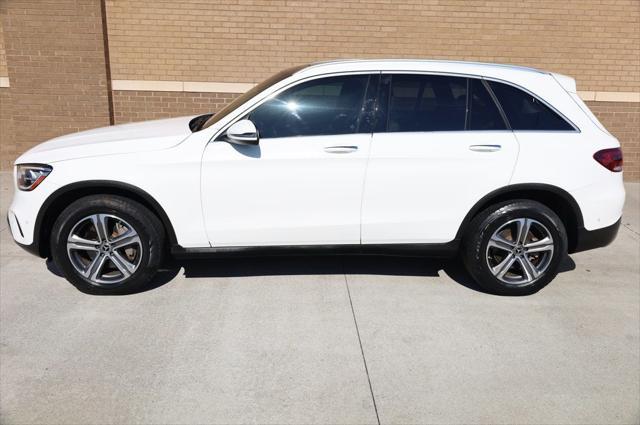 Photo of 2021 White Mercedes-Benz GLC 300