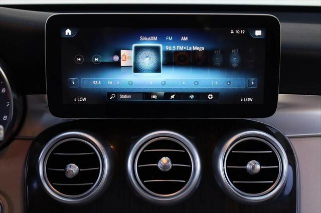 Photo of 2021 White Mercedes-Benz GLC 300