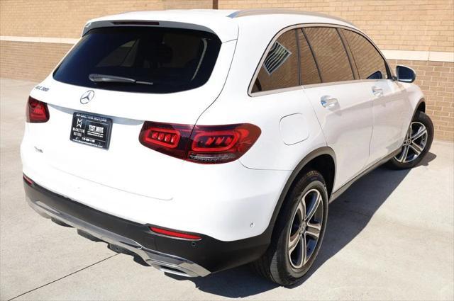 Photo of 2021 White Mercedes-Benz GLC 300