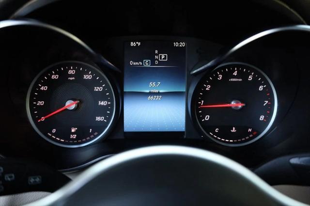 Photo of 2021 White Mercedes-Benz GLC 300