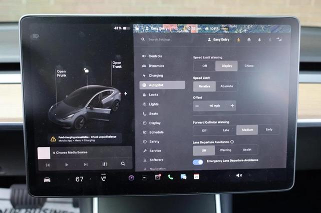 Photo of 2019 Midnight Silver Metallic Tesla Model 3