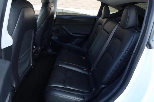 Photo of 2021 Pearl White Multi-Coat Tesla Model Y