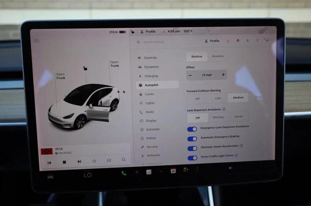 Photo of 2021 Pearl White Multi-Coat Tesla Model Y