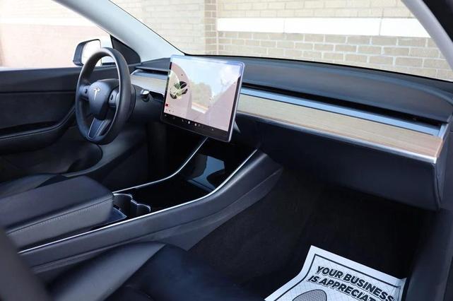 Photo of 2021 Pearl White Multi-Coat Tesla Model Y
