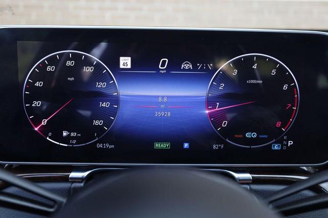 Photo of 2021 designo Diamond White Mercedes-Benz S-Class