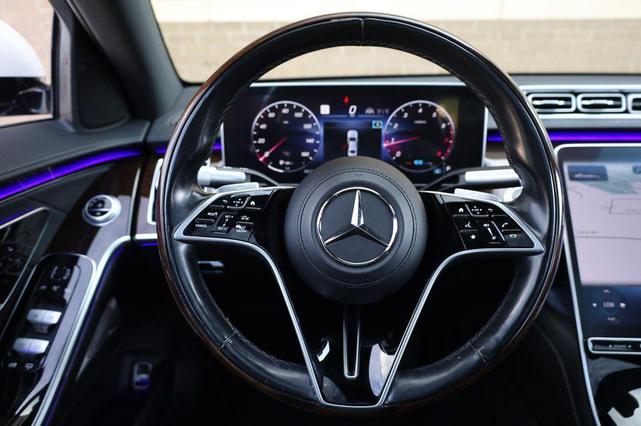 Photo of 2021 designo Diamond White Mercedes-Benz S-Class