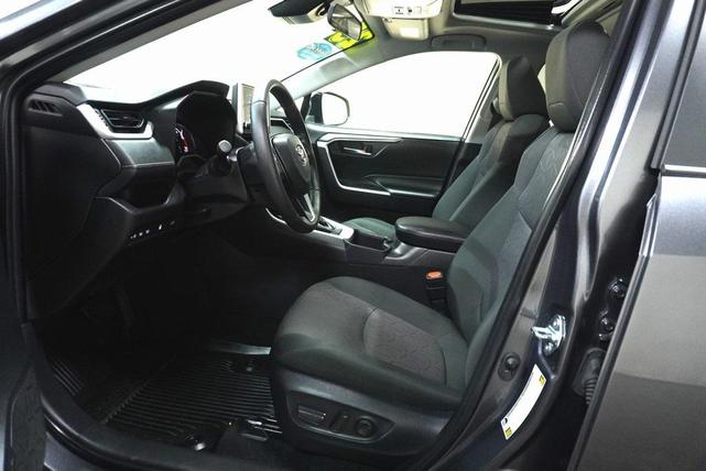 Photo of 2025 Magnetic Gray Metallic Toyota RAV4