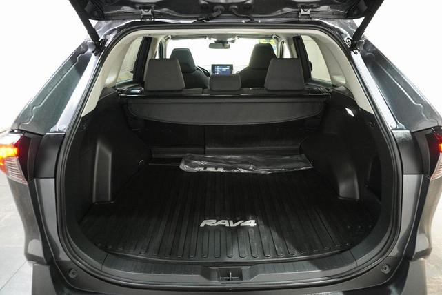 Photo of 2025 Magnetic Gray Metallic Toyota RAV4