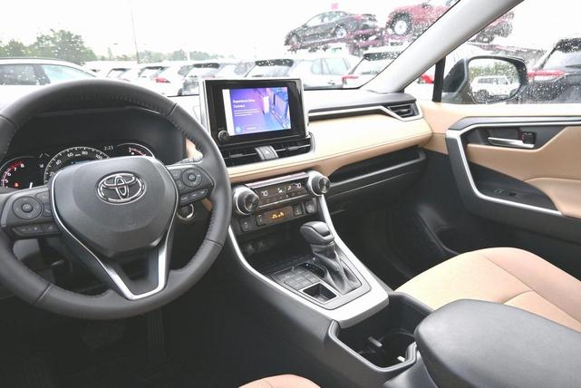 Photo of 2025 Blueprint Toyota RAV4