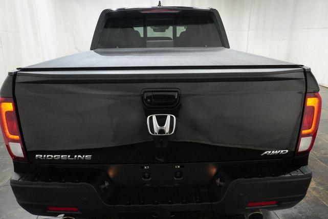 Photo of 2021 Black Metallic Honda Ridgeline