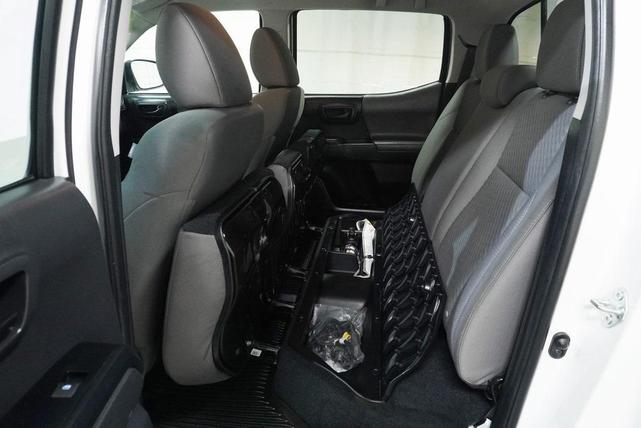 Photo of 2022 White Toyota Tacoma
