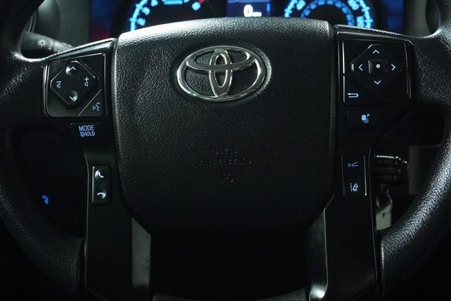 Photo of 2022 White Toyota Tacoma