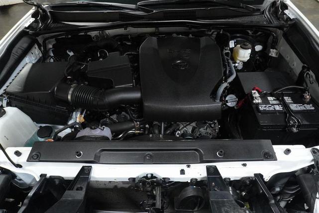 Photo of 2022 White Toyota Tacoma