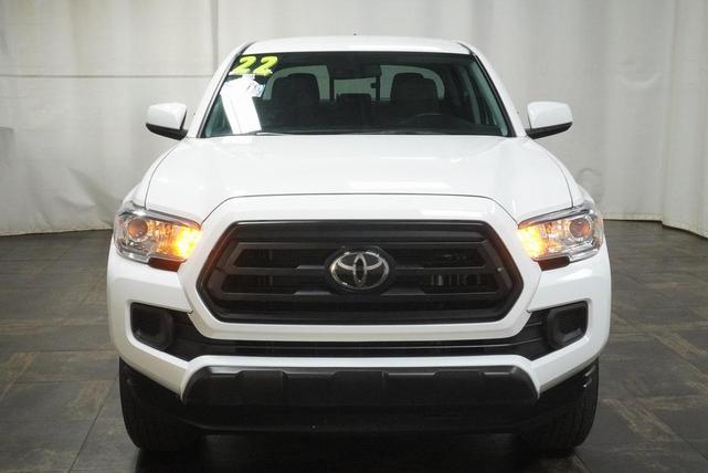 Photo of 2022 White Toyota Tacoma