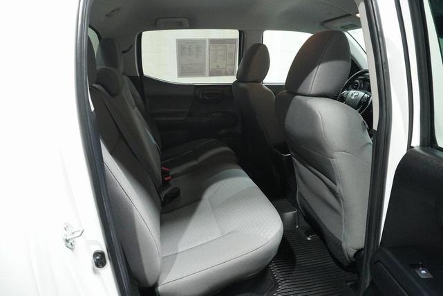 Photo of 2022 White Toyota Tacoma