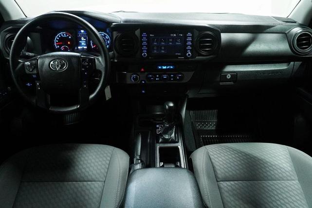 Photo of 2022 White Toyota Tacoma