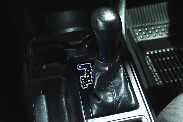Photo of 2022 White Toyota Tacoma