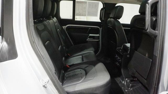 Photo of 2020 Indus Silver Metallic Land Rover Defender