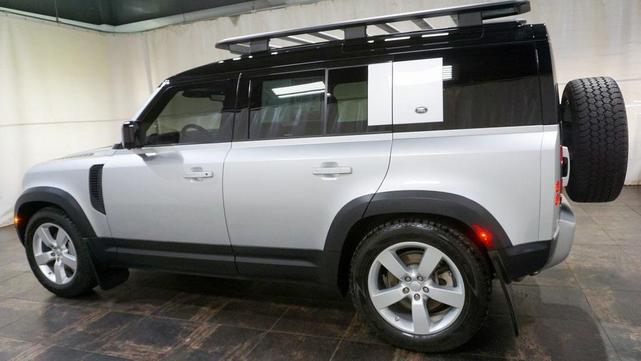 Photo of 2020 Indus Silver Metallic Land Rover Defender