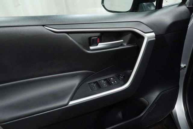 Photo of 2024 Silver Sky Metallic Toyota RAV4 Hybrid