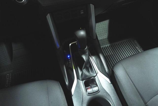 Photo of 2022 Wind Chill Pearl Toyota Corolla Cross