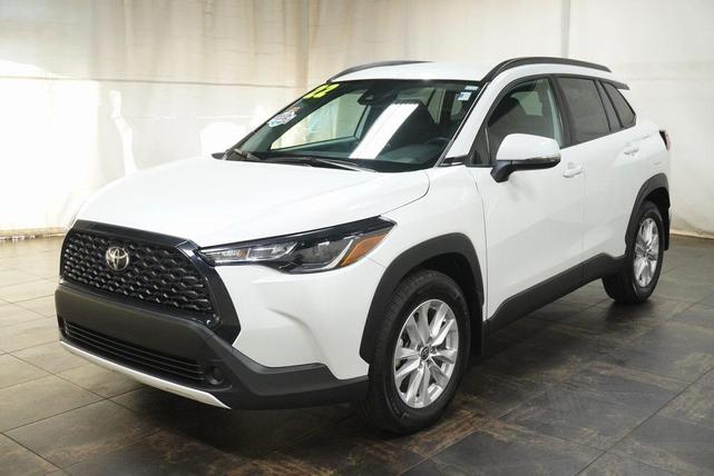 Photo of 2022 Wind Chill Pearl Toyota Corolla Cross