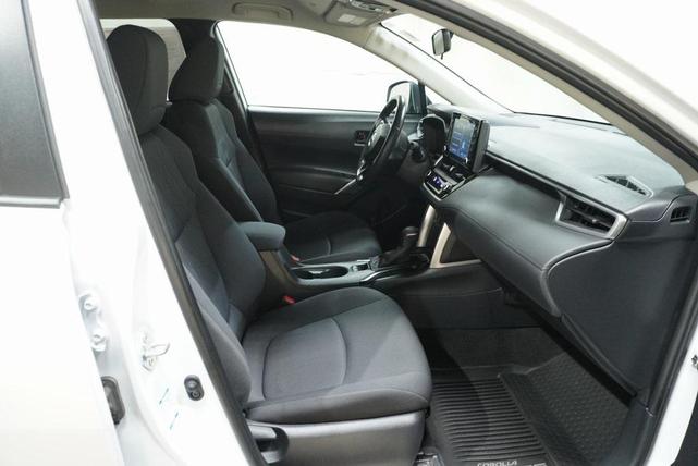 Photo of 2022 Wind Chill Pearl Toyota Corolla Cross