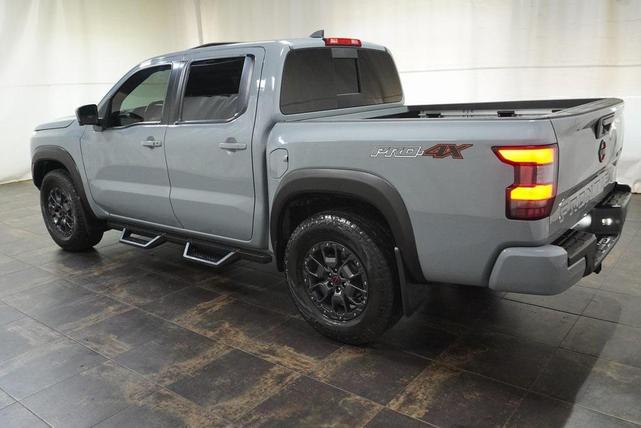 Photo of 2023 Boulder Gray Pearl Nissan Frontier