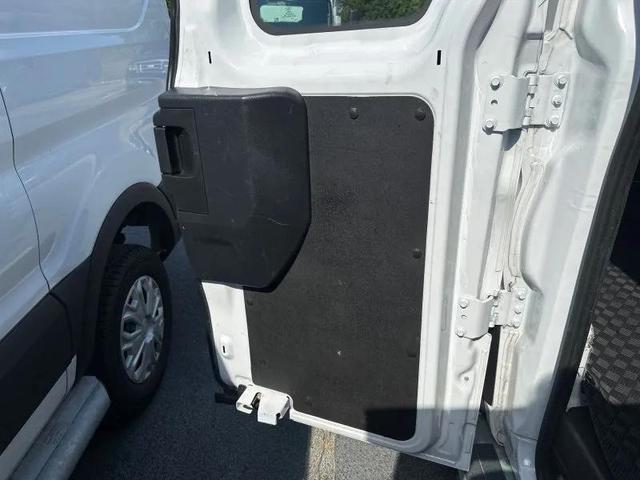 Photo of 2023  Ford Transit-250