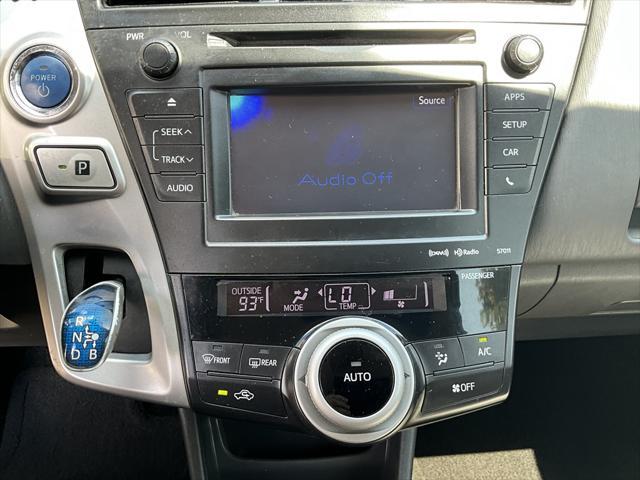 Photo of 2013 Classic Silver Metallic Toyota Prius v