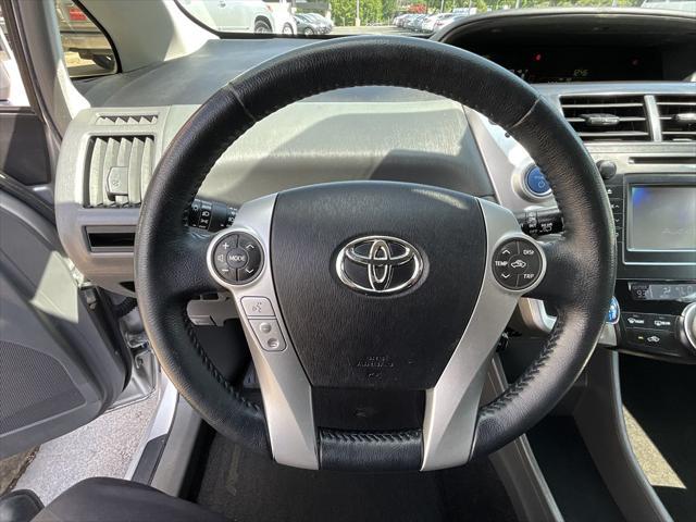 Photo of 2013 Classic Silver Metallic Toyota Prius v