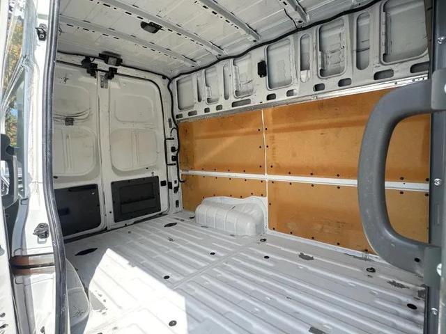 Photo of 2020 Glacier White Nissan NV Cargo NV2500 HD