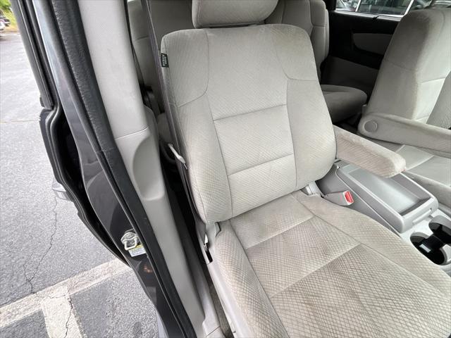 Photo of 2017 Modern Steel Metallic Honda Odyssey