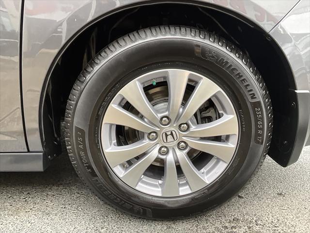 Photo of 2017 Modern Steel Metallic Honda Odyssey