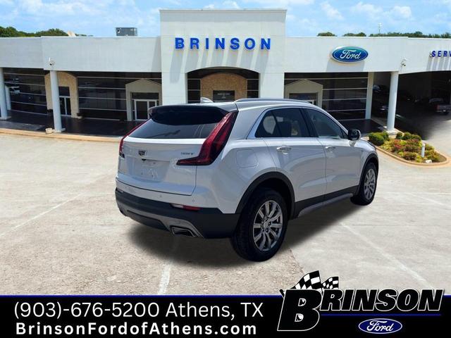 Photo of 2022 Crystal White Tri-Coat Cadillac XT4