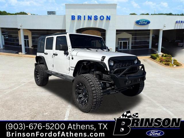 Photo of 2017 Bright White Clearcoat Jeep Wrangler Unlimited