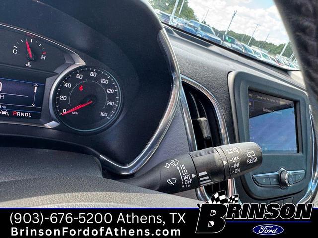 Photo of 2022 Blue Glow Metallic Chevrolet Equinox