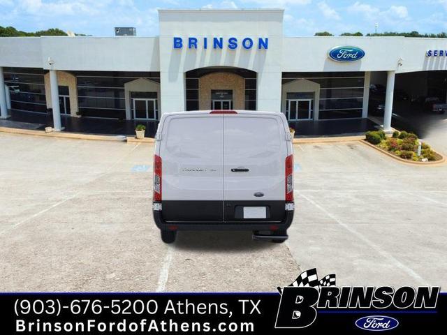 Photo of 2025 Oxford White Ford Transit-150