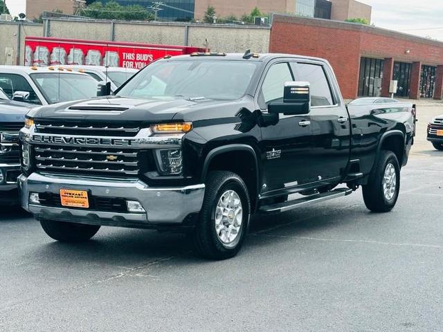 Photo of 2021 Black Chevrolet Silverado 3500