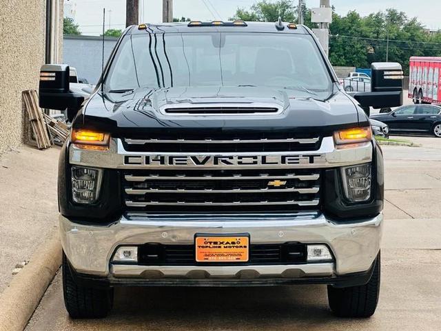 Photo of 2021 Black Chevrolet Silverado 3500