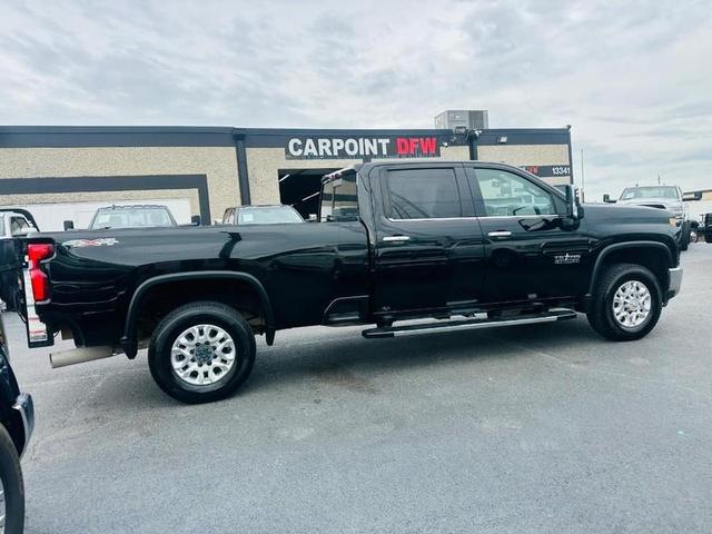 Photo of 2021 Black Chevrolet Silverado 3500