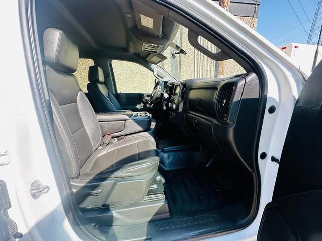 Photo of 2020 Summit White GMC Sierra 2500
