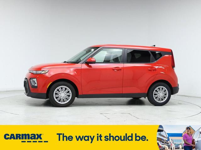 Photo of 2020 Red Kia Soul