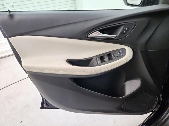 Photo of 2020 Blue Buick Encore GX