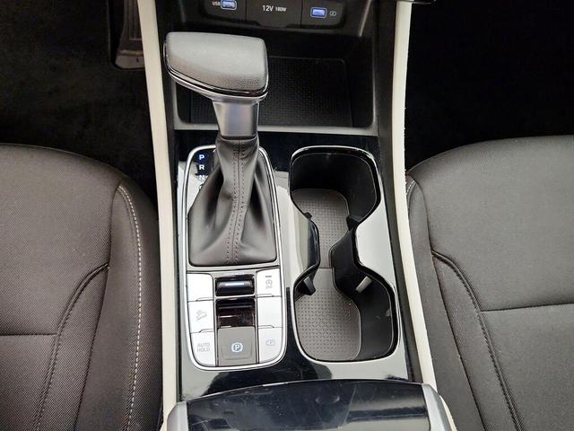 Photo of 2022 Gray Hyundai TUCSON