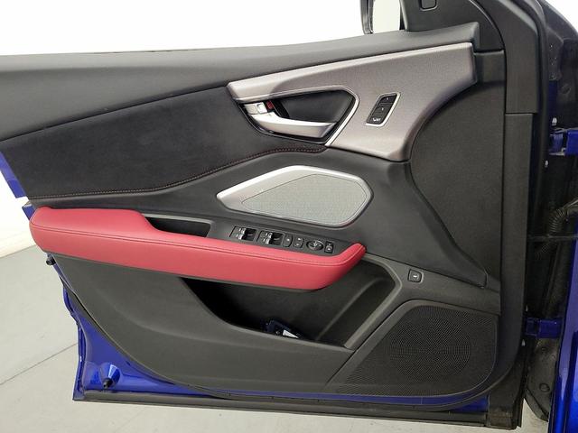 Photo of 2022 Blue Acura RDX