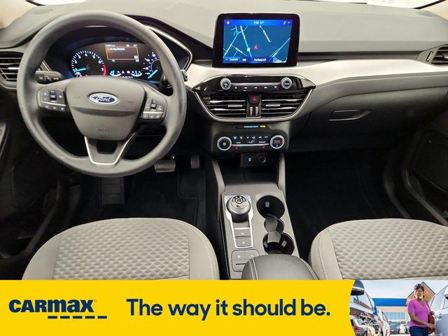 Photo of 2020 White Ford Escape